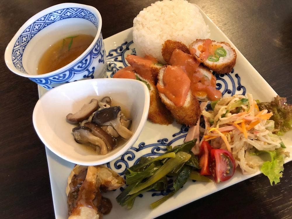blue dot cafe