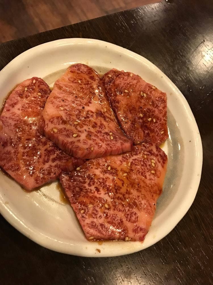 炭火焼肉ホルモン 桜道