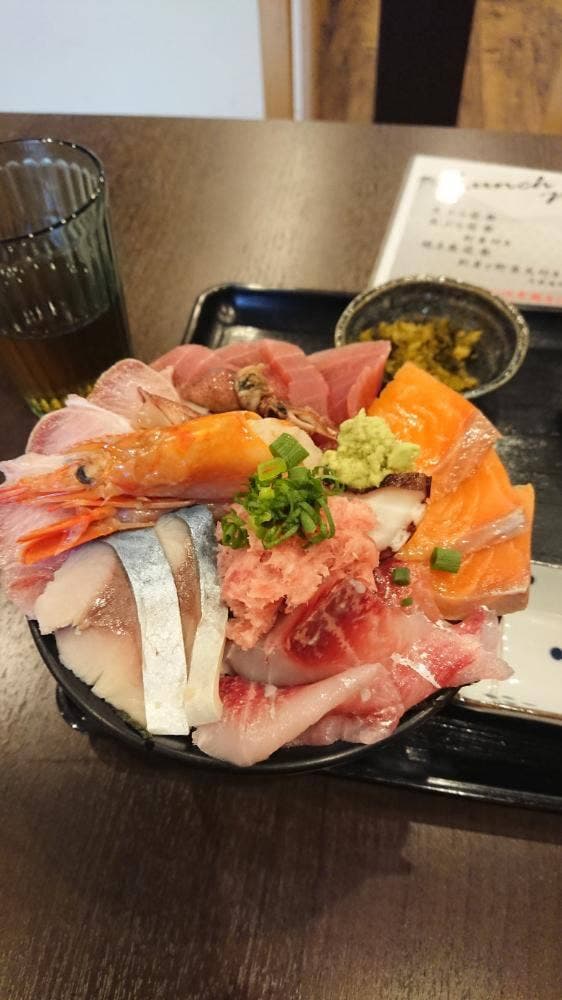 海鮮処ろぐ亭