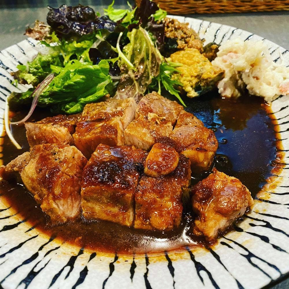 豚と鶏とワイン よし屋