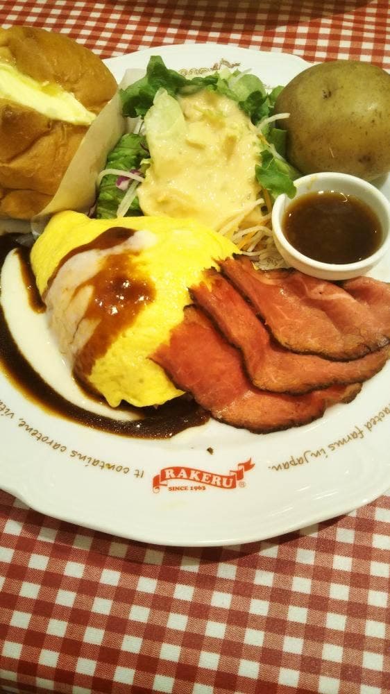 ラケル 府中ル・シーニュ店