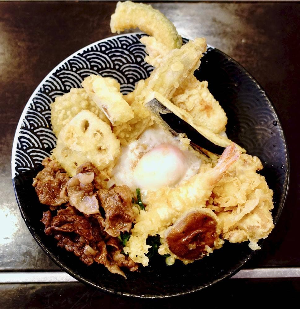 めん処 つるつる亭