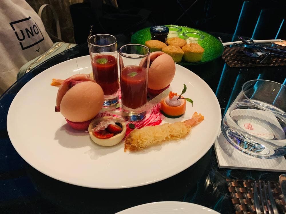 Sky Gallery Lounge Levita