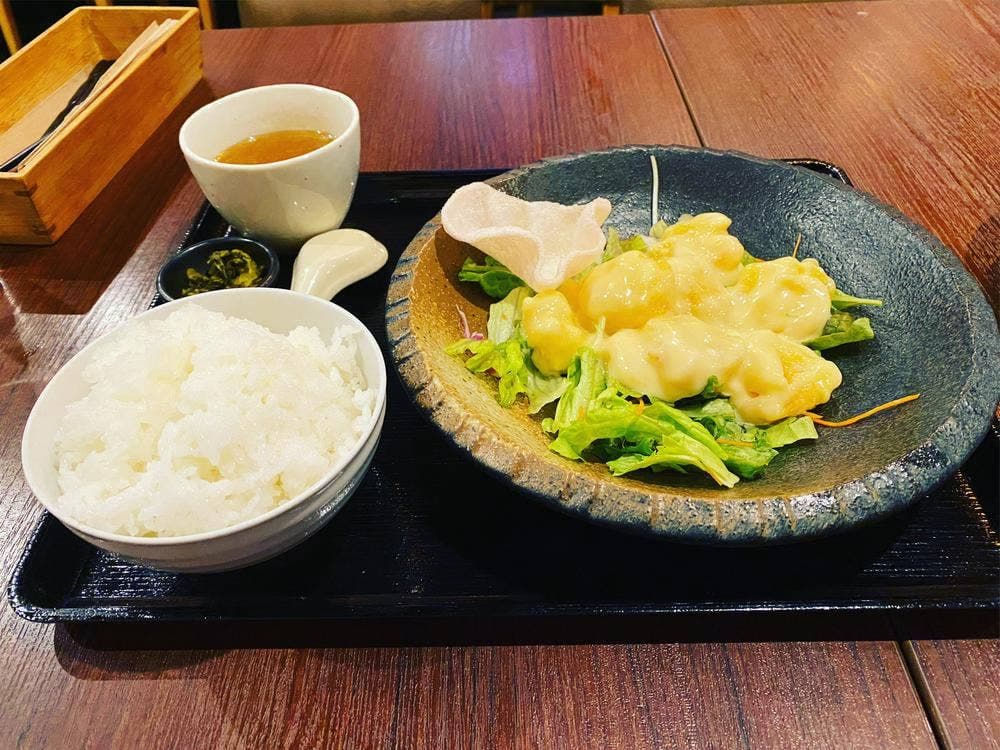 中華ダイニング 食べ放題 けむり屋&FLOWER お初天神店