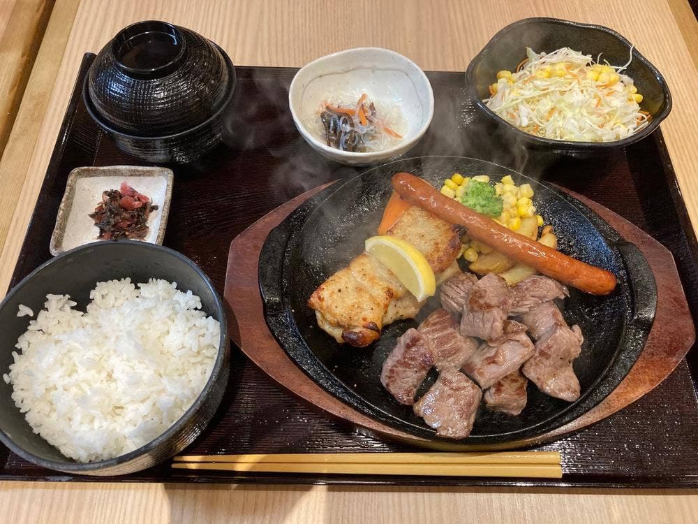 鉄板定食 ろく丘 アリオ倉敷店