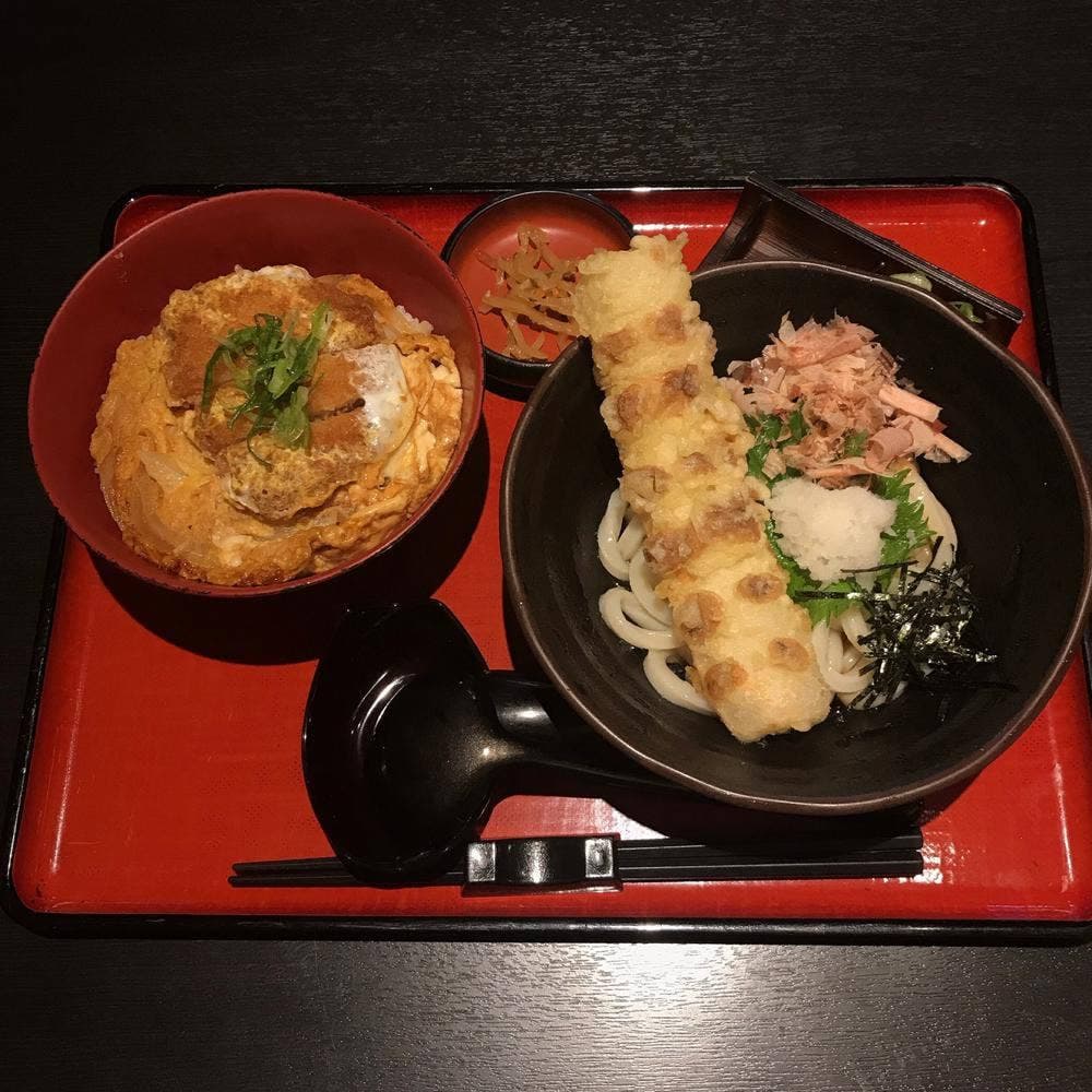 手打うどん杵屋 桶川東武マイン店