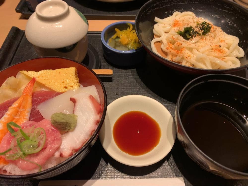 すし屋 銀蔵 大手町ファーストスクエア店