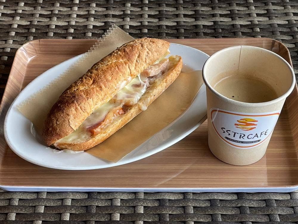 SSTR CAFÉ chirihama Sunset Base