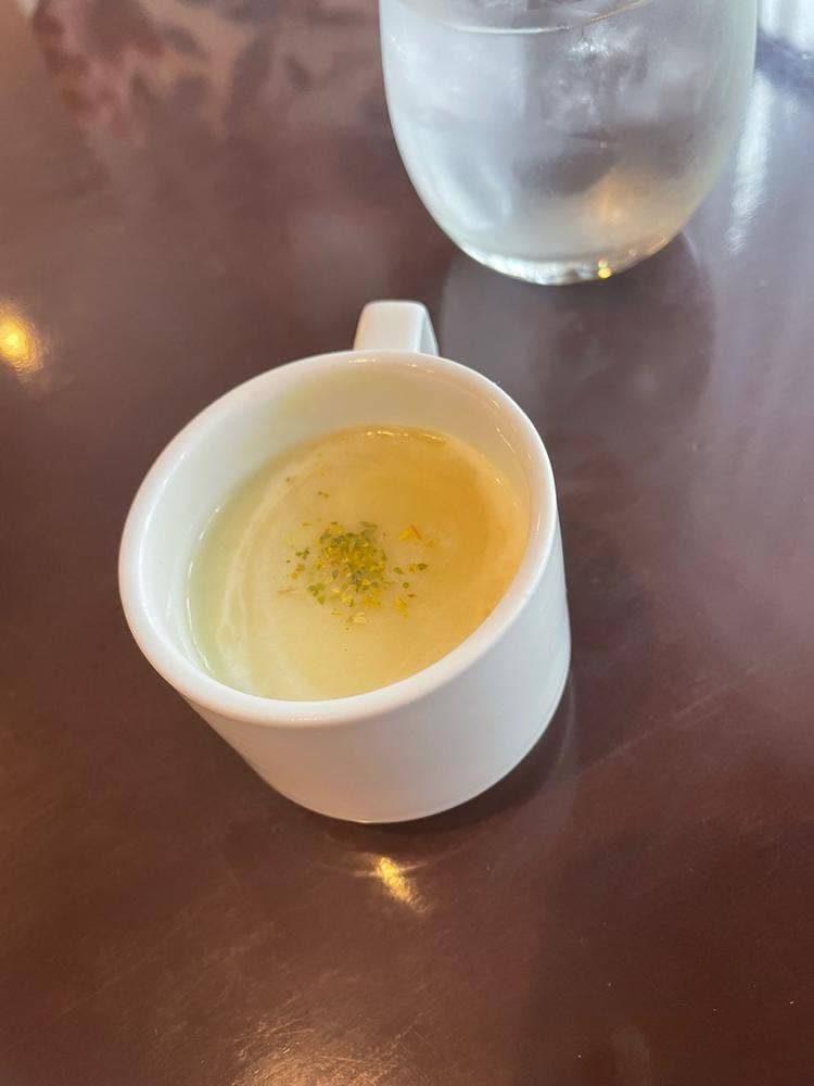 Girouette Cafe