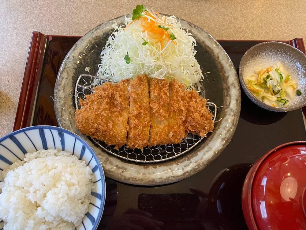 かつ哲 総本店