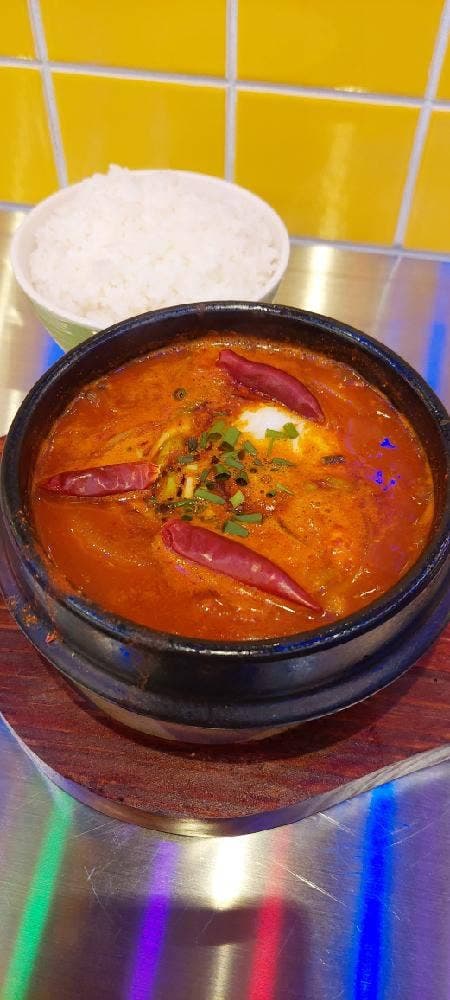 韓国屋台 鍋の店 韓チャン