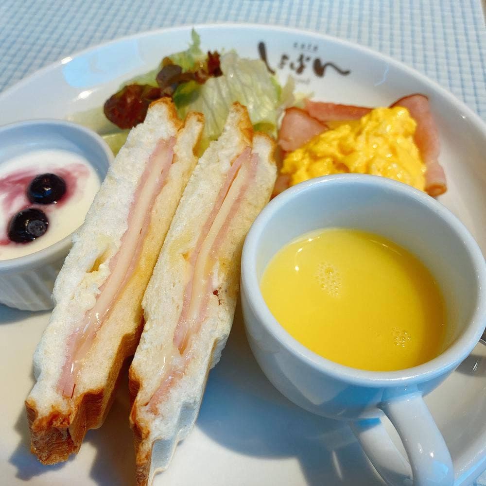 カフェ しょぱん 大垣店