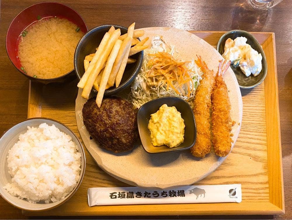 塊肉 石窯焼 肉’s Kitchen きたうち 東大阪長田店