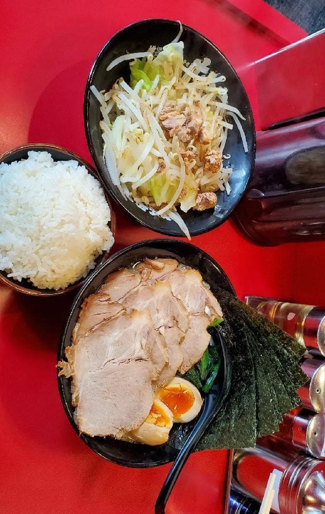 横浜家系ラーメン 府中 大和家