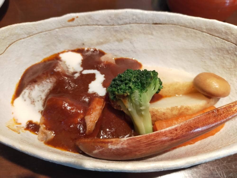 ダイニングバーうたげ