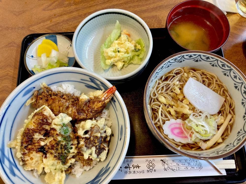 ますだや