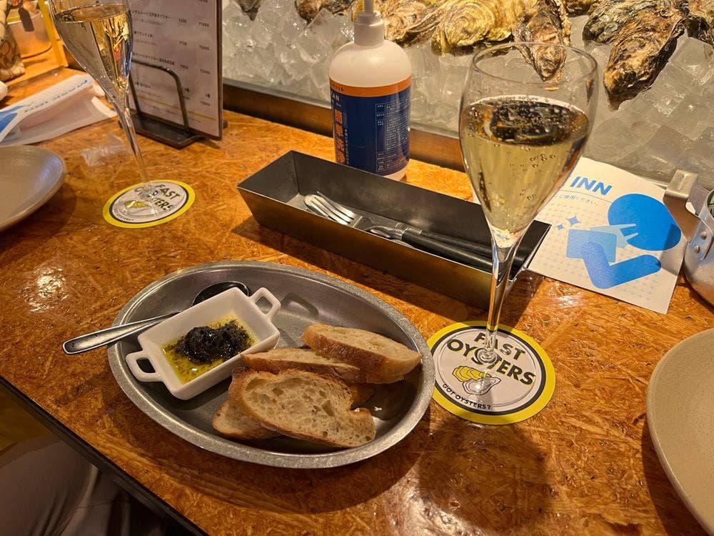 FAST OYSTERS 神楽坂店