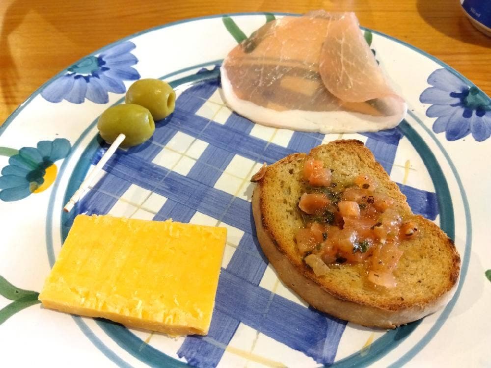 そば粉のパスタとピッツア 南林間・カフェ COMO