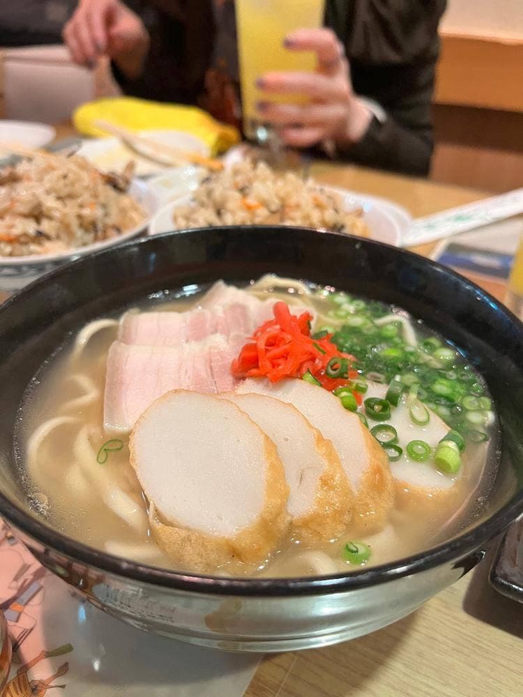 沖縄料理 ととの店