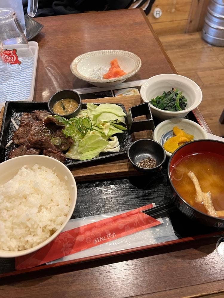 山内農場 千駄ヶ谷1丁目店