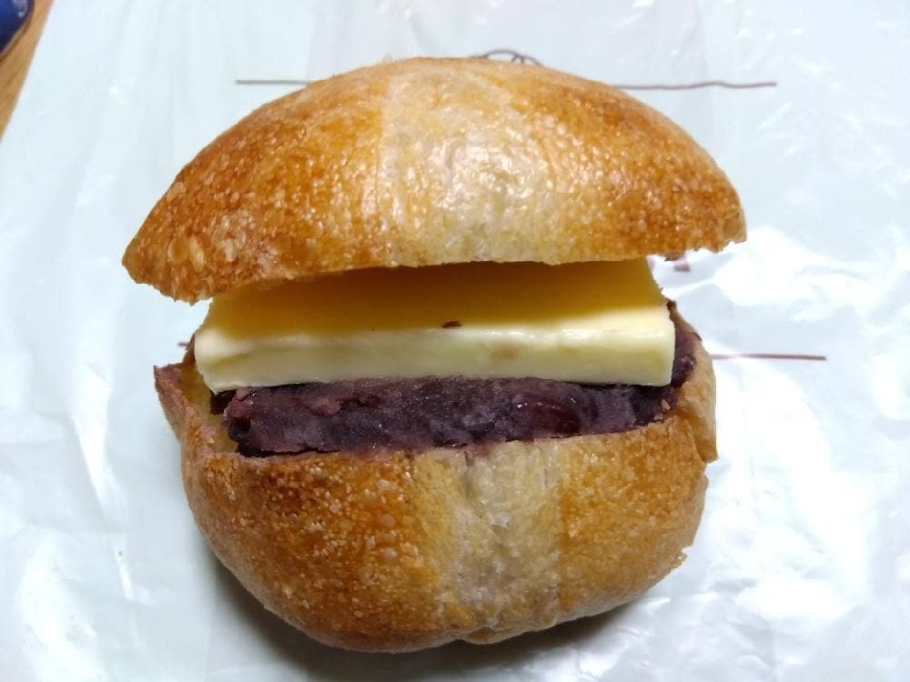 BAKERY HINATA 相武台店