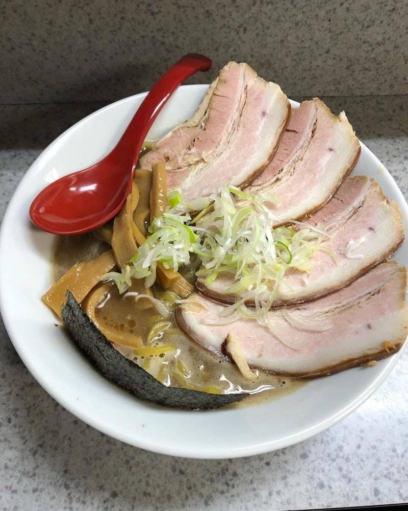 ラーメン鶏豚