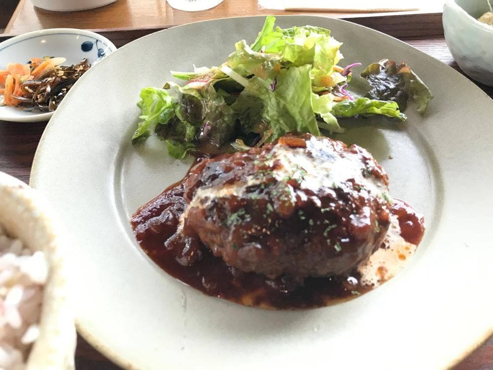 炭焼き ミンナミ食堂