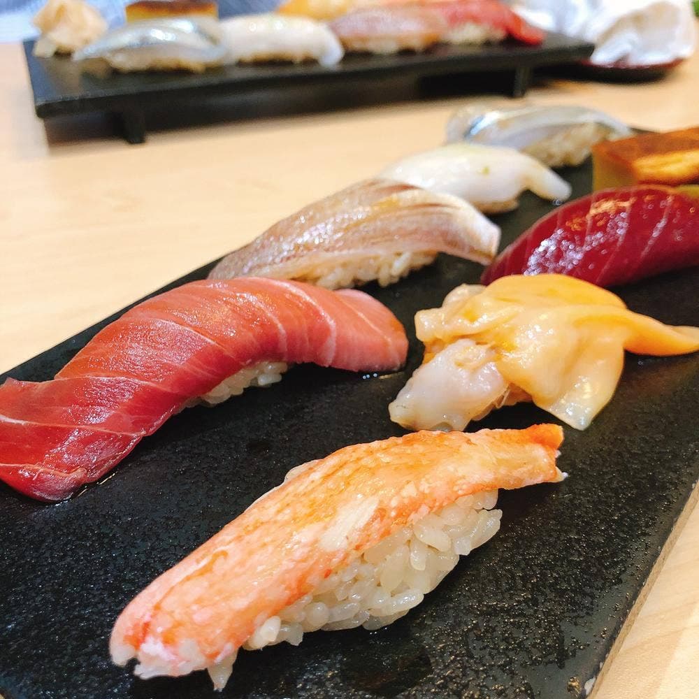 かね七商店 鮨 ひろ喜