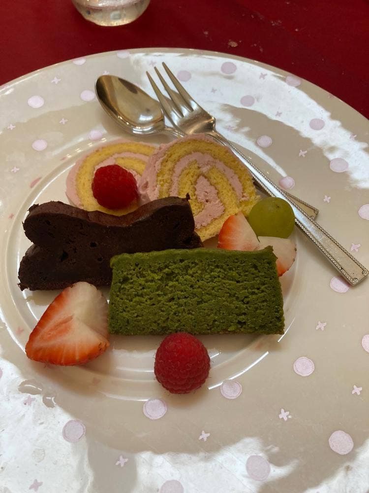 レストランアンドバーピラミッド