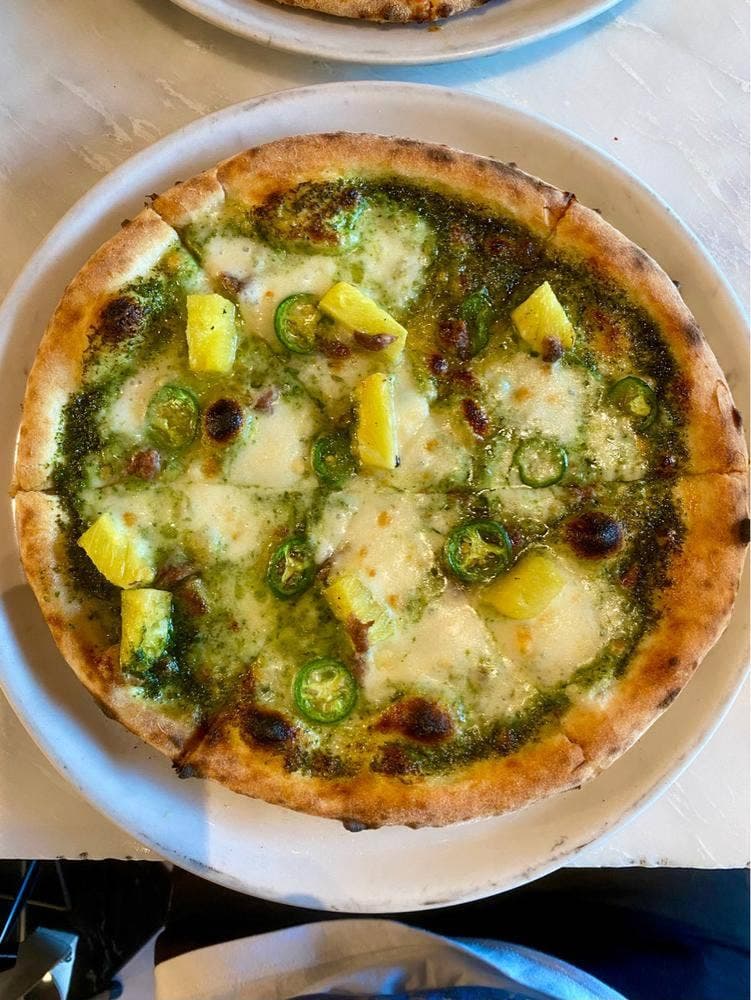 800° DEGREES NEAPOLITAN PIZZERIA