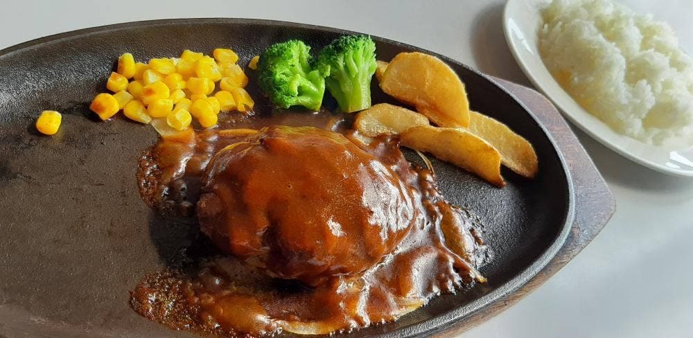 にぐるまやダイニング