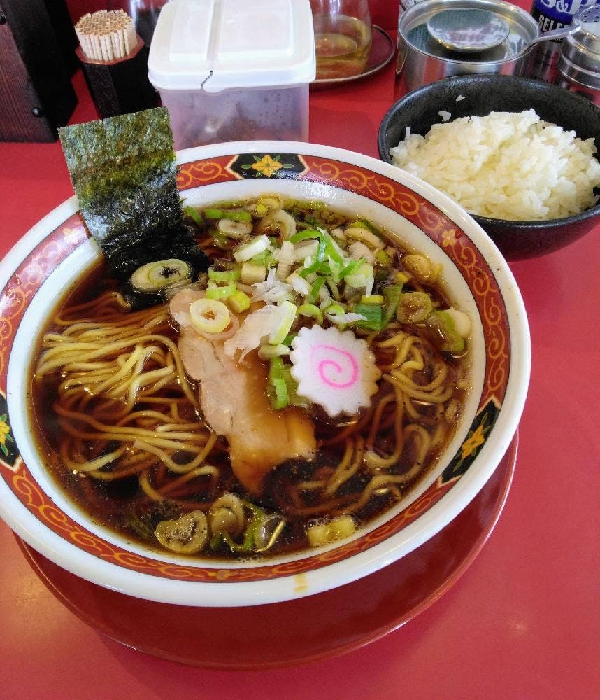 横浜家系ラーメン濃厚家 秦野店
