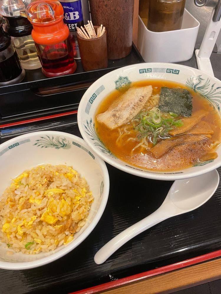 日高屋 小田原店
