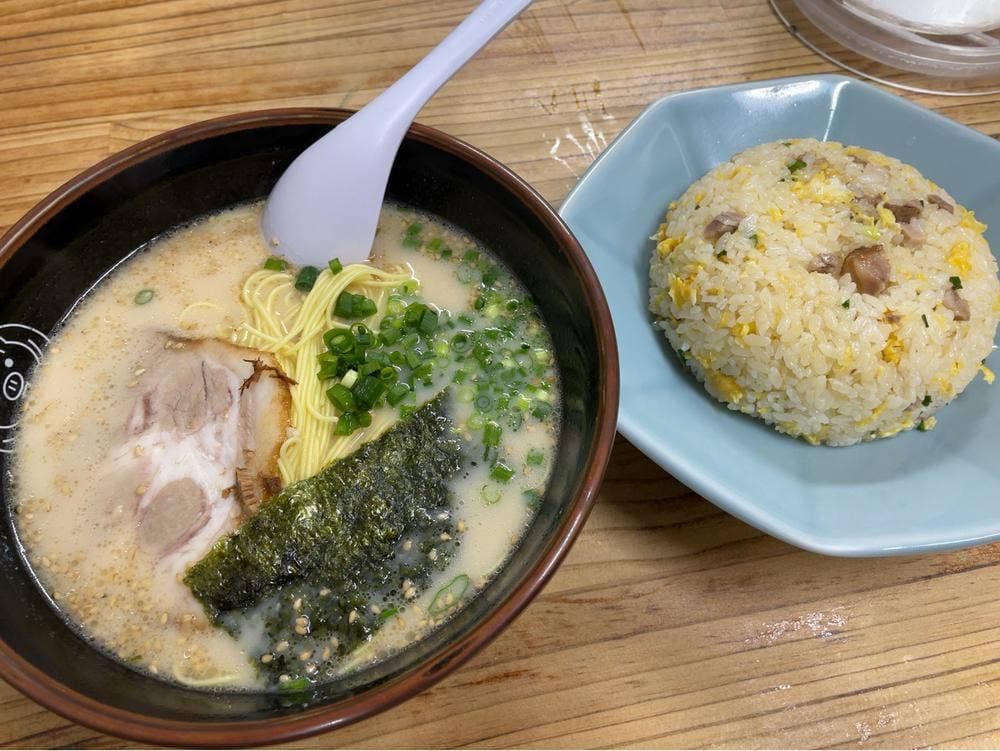 博多らーめん 長浜や 鶯谷店