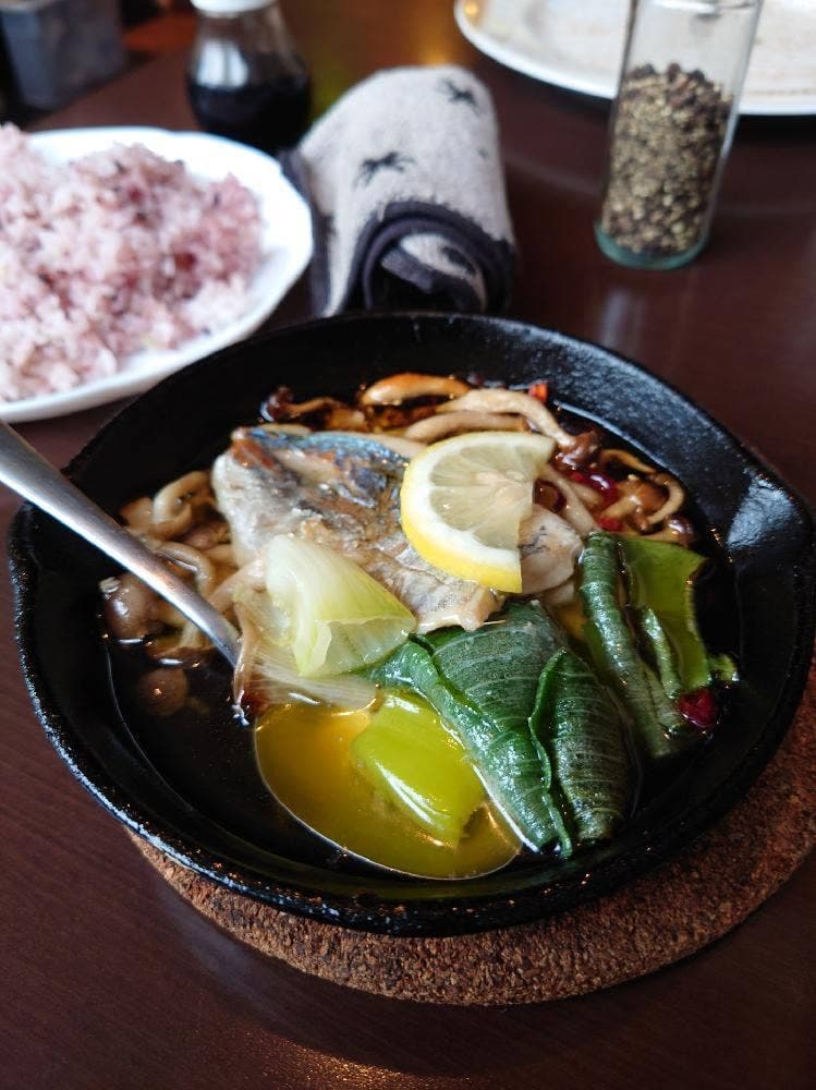 あひーじょバル&ごはん 山ぶどう