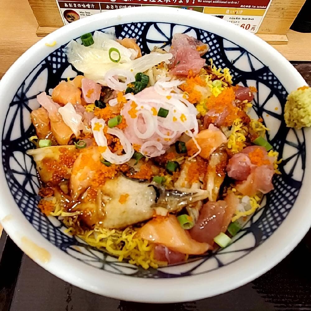 まぐろ市場立川北口店