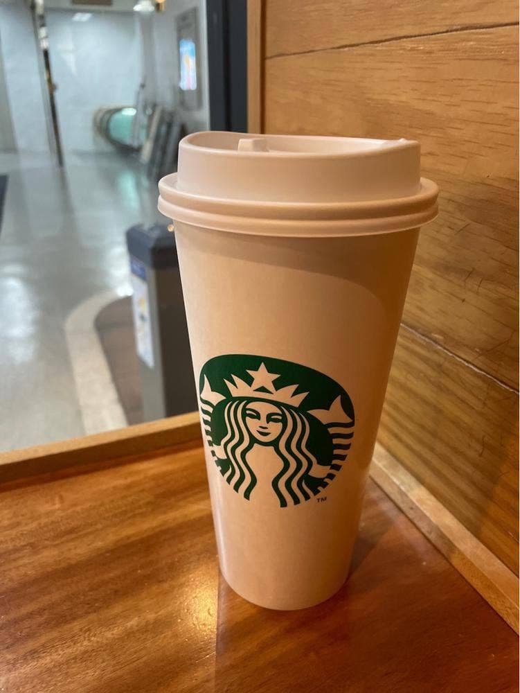 スターバックス コーヒー なんば御堂筋グランドビル店