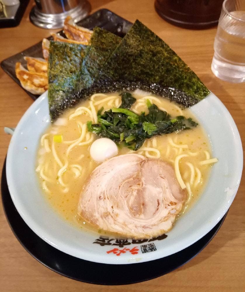 横浜家系ラーメン 町田商店 小岩店