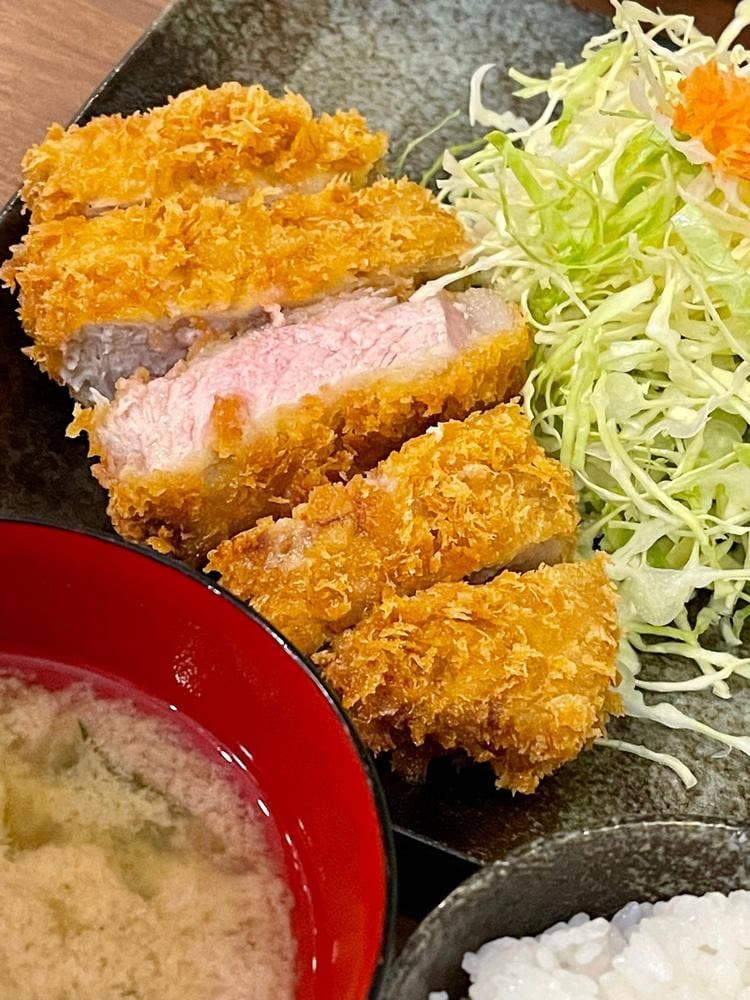 cafe kitchen guu