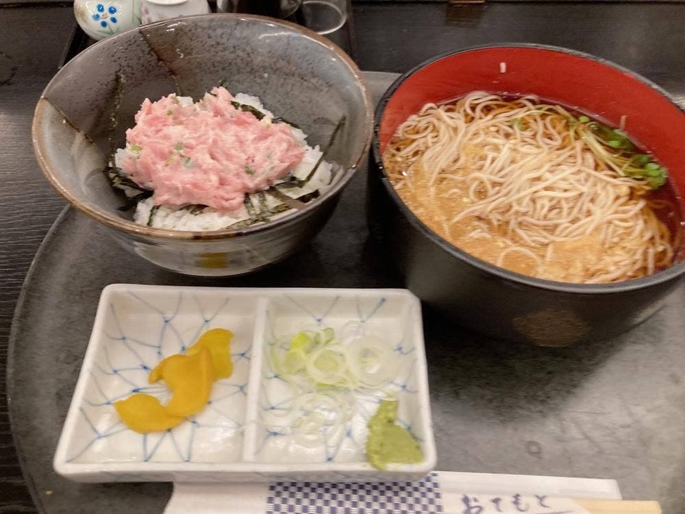 郷土そば處 やぶ 新宿パークタワー店