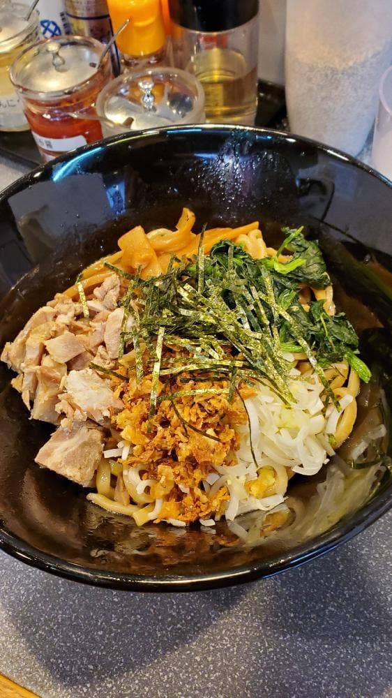 ラーメン 岡村屋