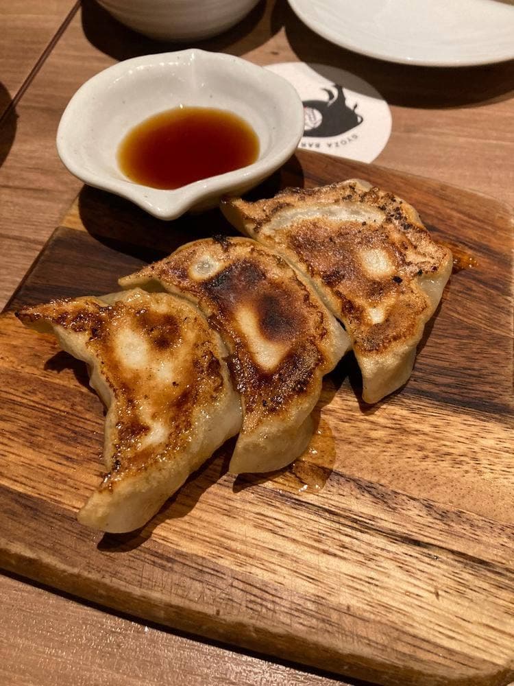 餃子バルRENBOW 赤羽一番街店