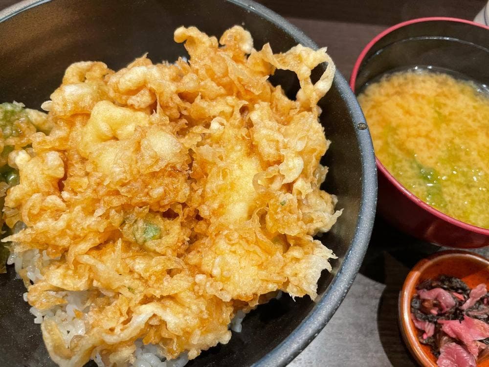 つな八