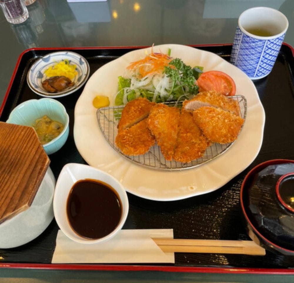 岐阜稲口ゴルフ倶楽部 レストラン