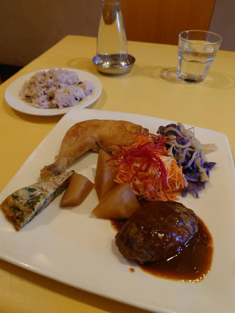 レストランMOMO