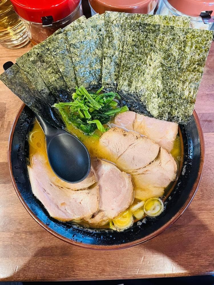 横浜家系 まるに家