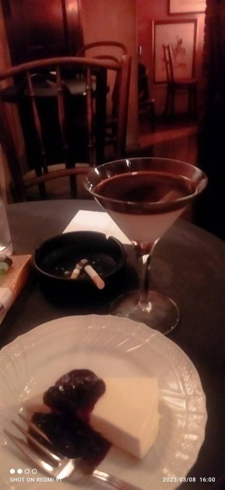 カフェ トゥジュール デビュテ