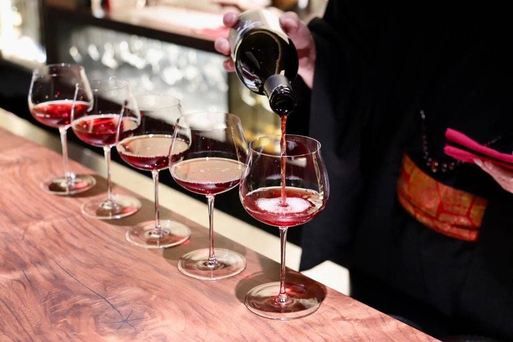 WINE BAR ambition