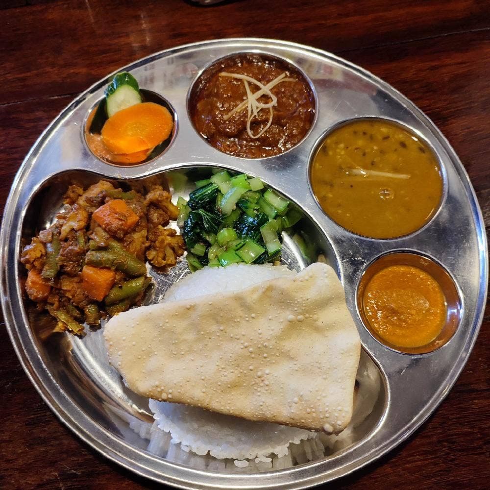 インディアンレストラン 彩里