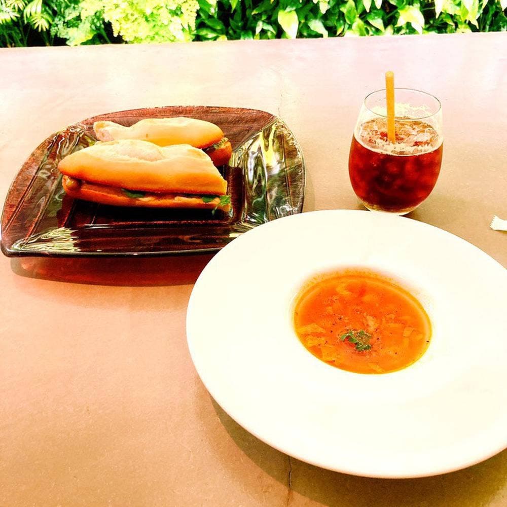 CoSTUME NATIONAL WALL 青山店